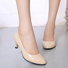 Load image into Gallery viewer, leather Low Heels Women Professional  Shallow Mouth Work Shoes