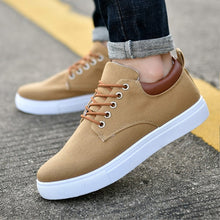 Load image into Gallery viewer, Boys sneakers  men big canvas shoes for men 2020 new arrival runway shoes