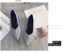 Load image into Gallery viewer, Loafers shoes Soft Sole 3D Wool Knitted Pregnant Moccasins women