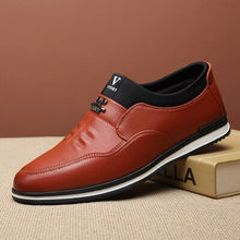 Load image into Gallery viewer, Monstceler Fashion Leather Men&#39;s Loafers shoes British Style Men Cowhide Shoes Slip On Male Casual Driving Flat Shoes