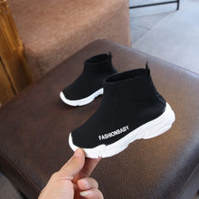 Load image into Gallery viewer, new fashionable net breathable sports running shoes for kids shoes